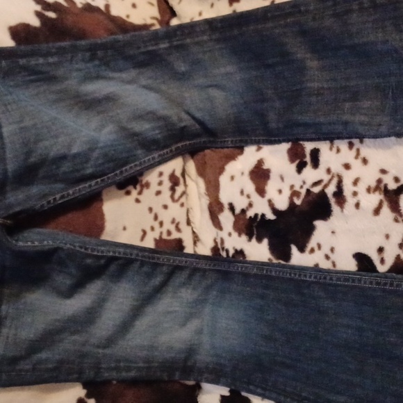 VIGOSS, THE NEW YORK, BOOT CUT JEANS, SIZE 7/8, LENGTH 33. - Picture 5 of 8